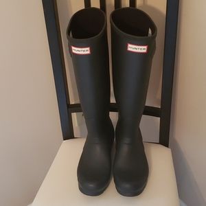 Hunter Original Tall Wellington Rain Boots